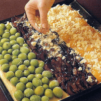 Obstkuchen Rezept mit Aprikosen, Pflaumen und Stachelbeeren