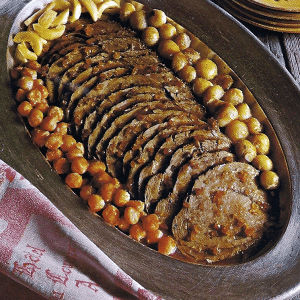 Kalbsbrust mit Spinatfüllung und feiner Marinierter kalter Schmorbraten