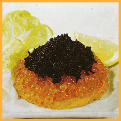 Kaviar-Toast, Matjesröllchen auf Kapern und Thunfischsalat