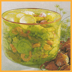 Westküstensalat aus Schalentieren und Melonensalat mit Hühnerbrust