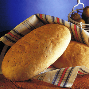 Dinkelvollkornbrot und Walnussbrot