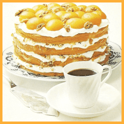 Sahne - Aprikosentorte mit Walnüssen und Ambrosiatorte